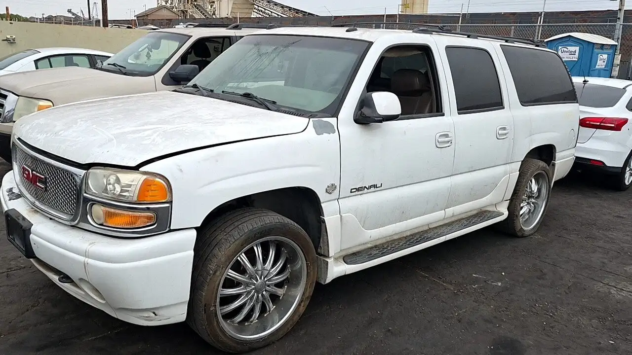 Photo of 2005 Gmc Yukon Xl 1500