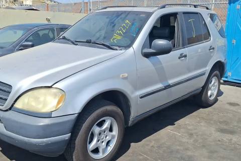 Photo of 1998 Mercedes-Benz Ml320