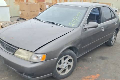 Photo of 1999 Nissan Sentra
