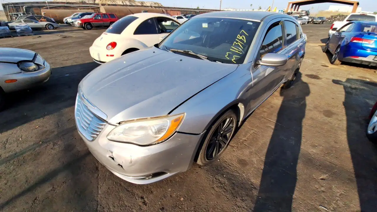 Photo of 2013 Chrysler 200