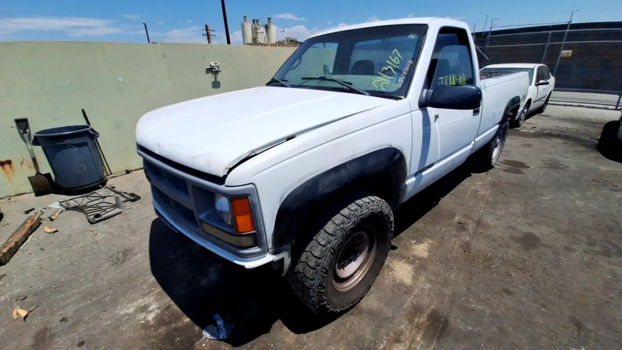 Photo of 2000 Chevrolet K2500