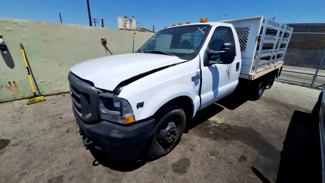 Photo of 2002 Ford F-350 Super Duty