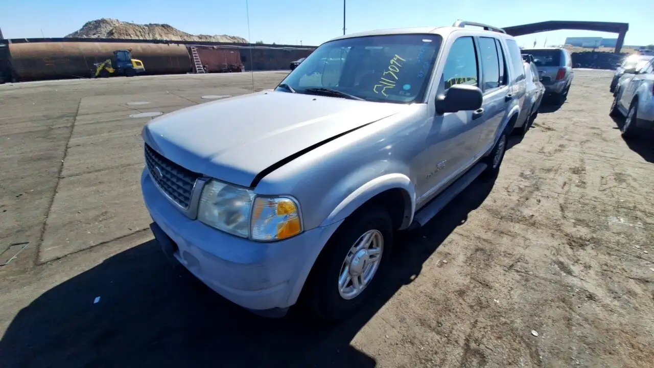 Photo of 2002 Ford Explorer