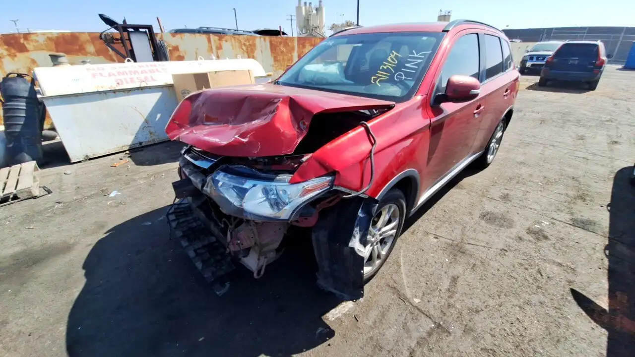 Photo of 2015 Mitsubishi Outlander