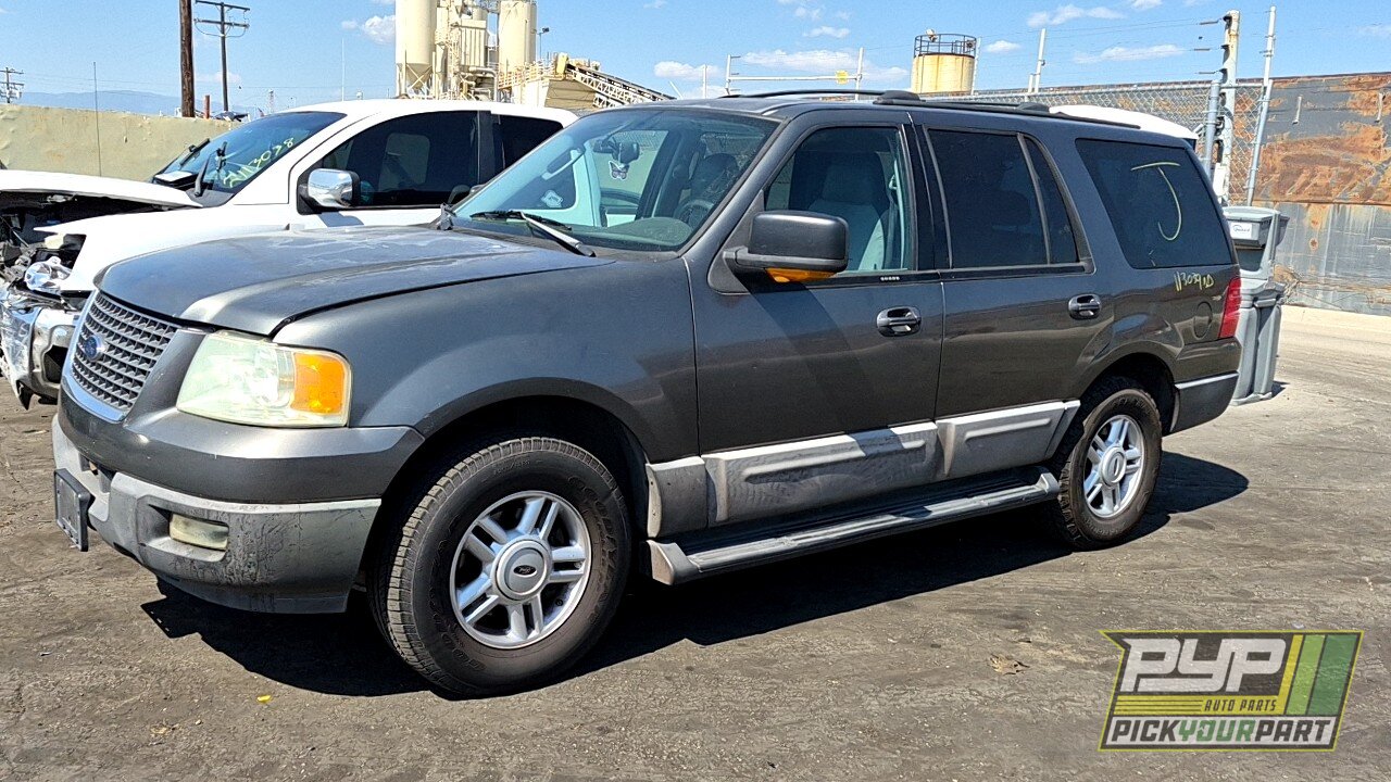 Photo of 2004 Ford Expedition
