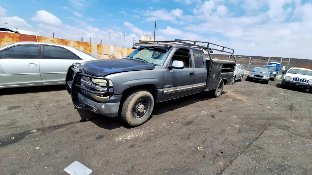 Photo of 2000 Chevrolet Silverado 2500