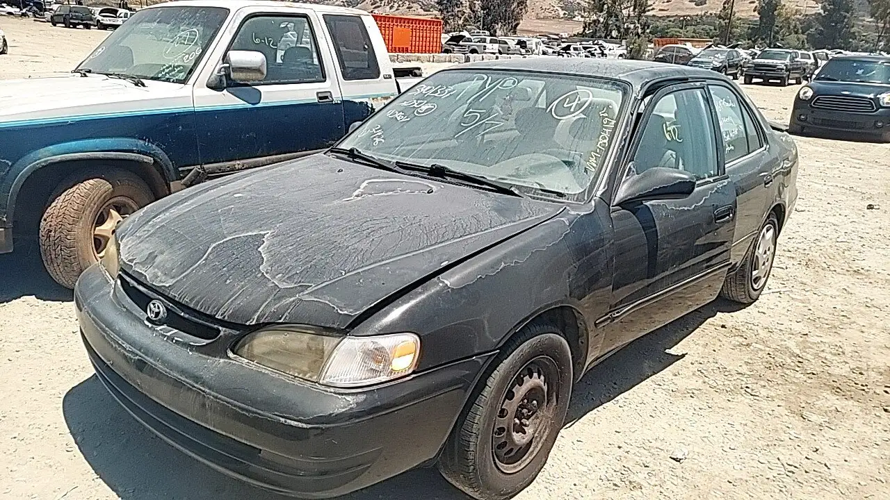 Photo of 2000 Toyota Corolla