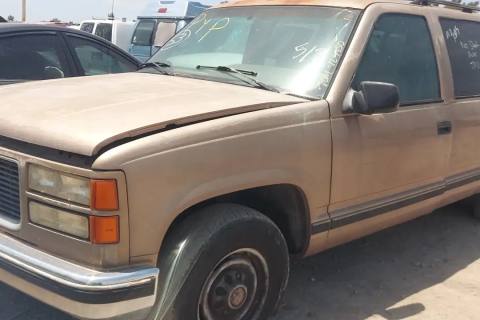 Photo of 1995 Gmc C2500 Suburban