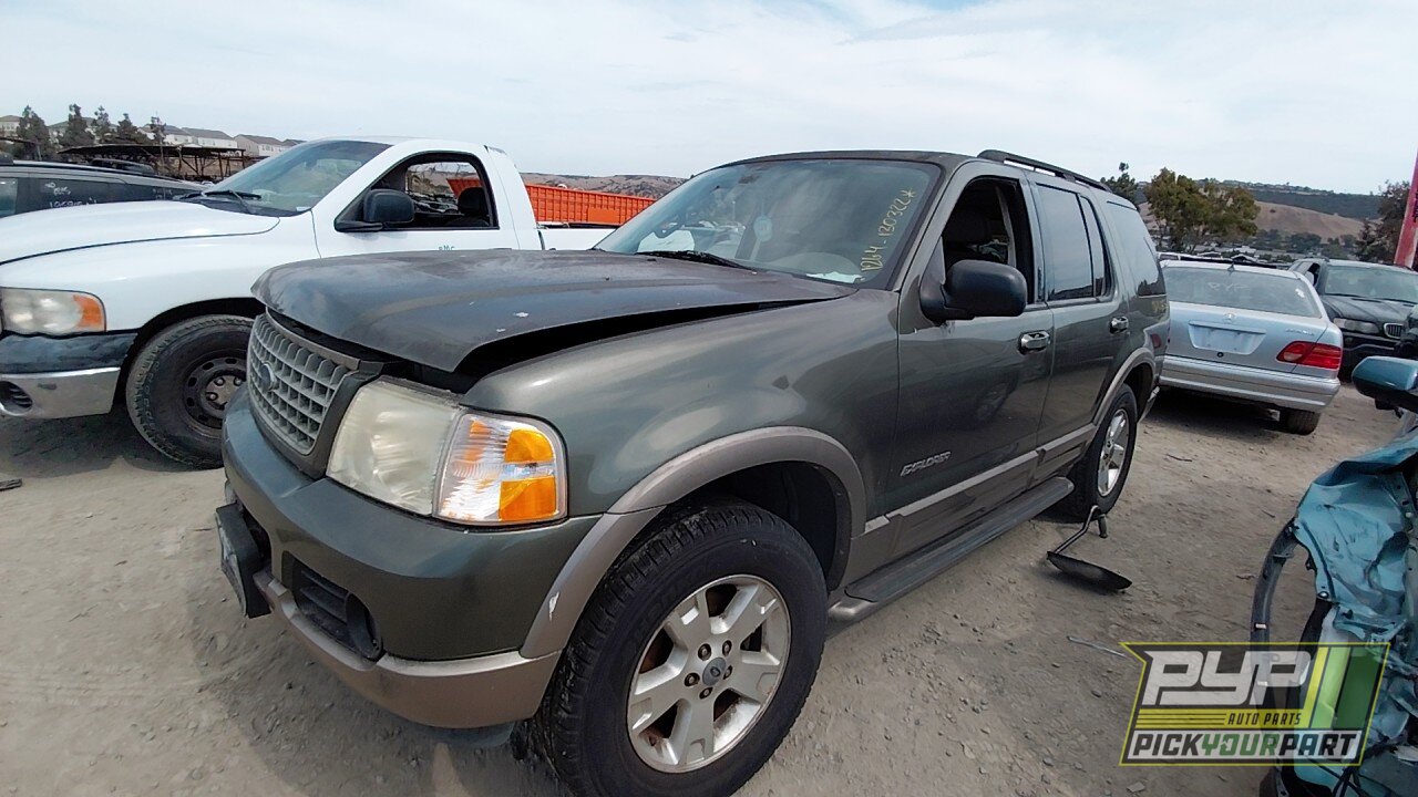 Photo of 2004 Ford Explorer