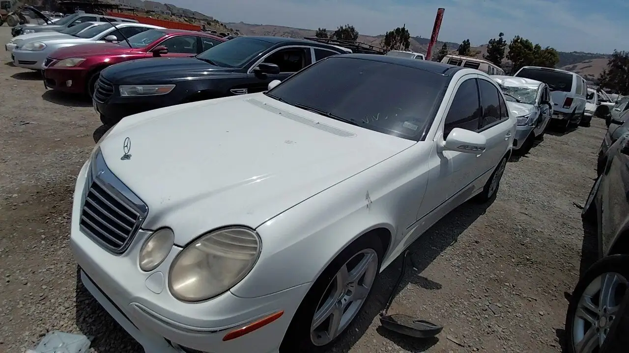 Photo of 2009 Mercedes-Benz E350