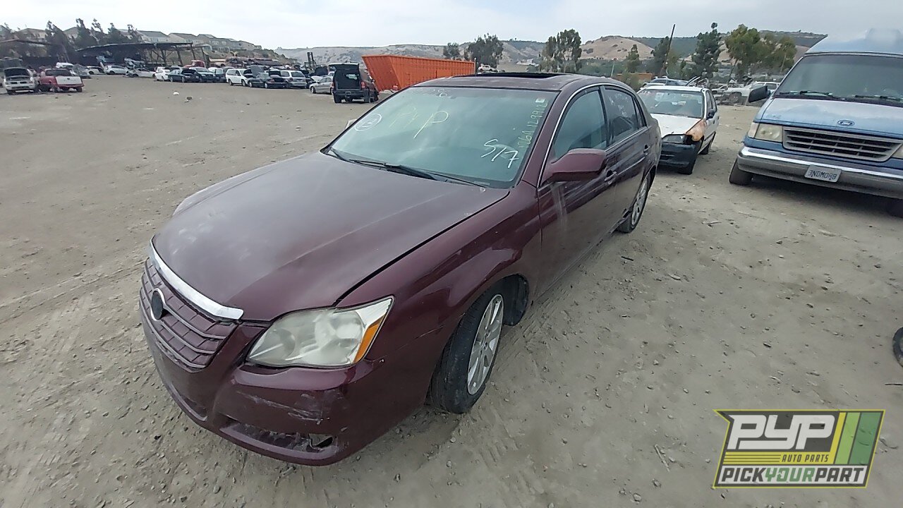 Photo of 2005 Toyota Avalon