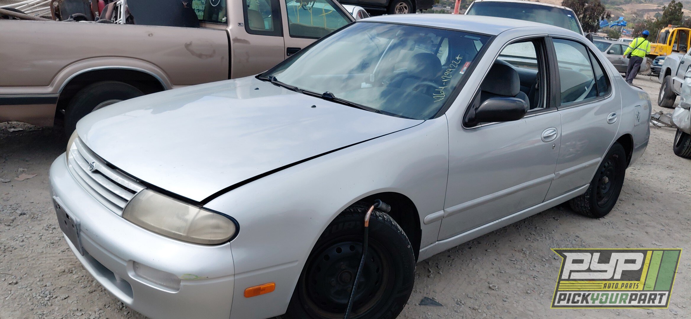 Photo of 1995 Nissan Altima