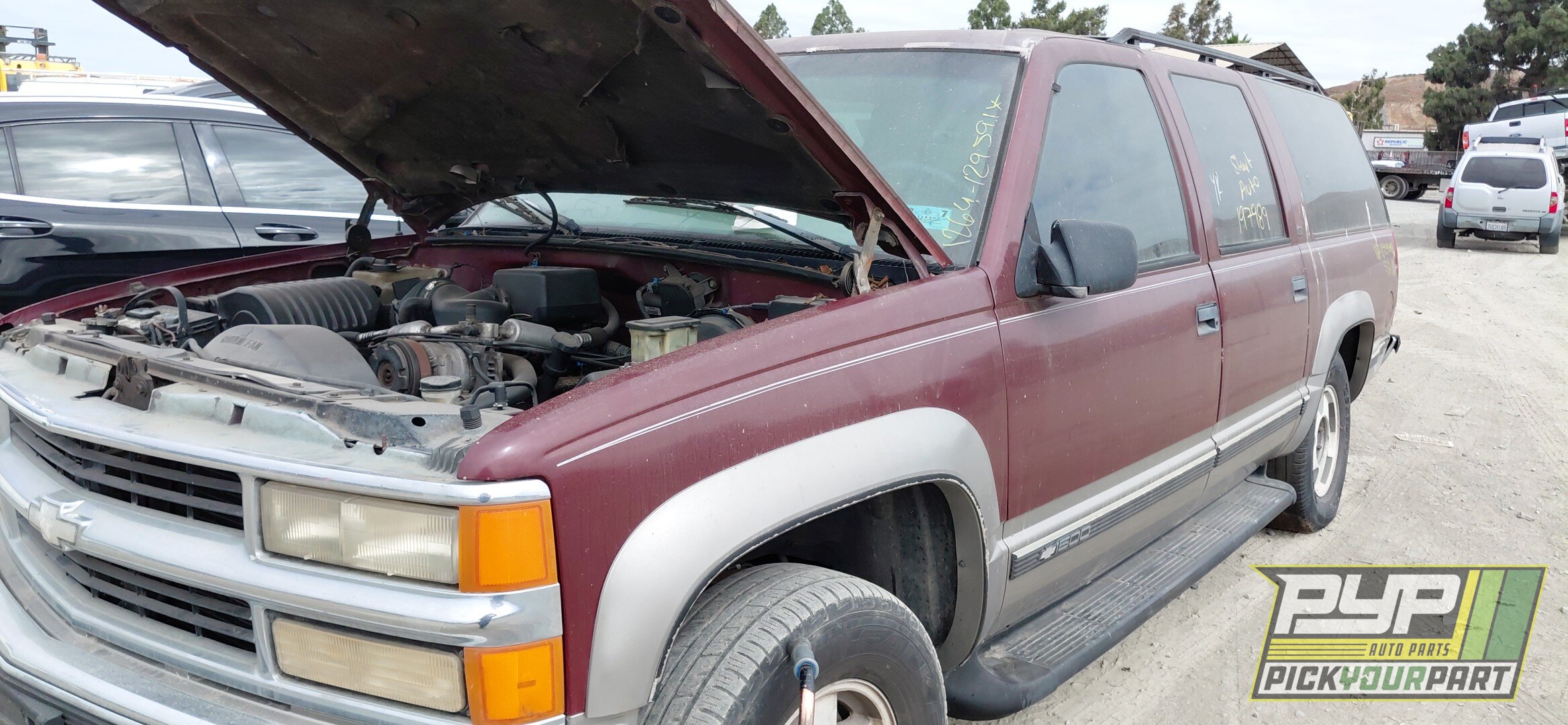 Photo of 1999 Chevrolet K1500 Suburban