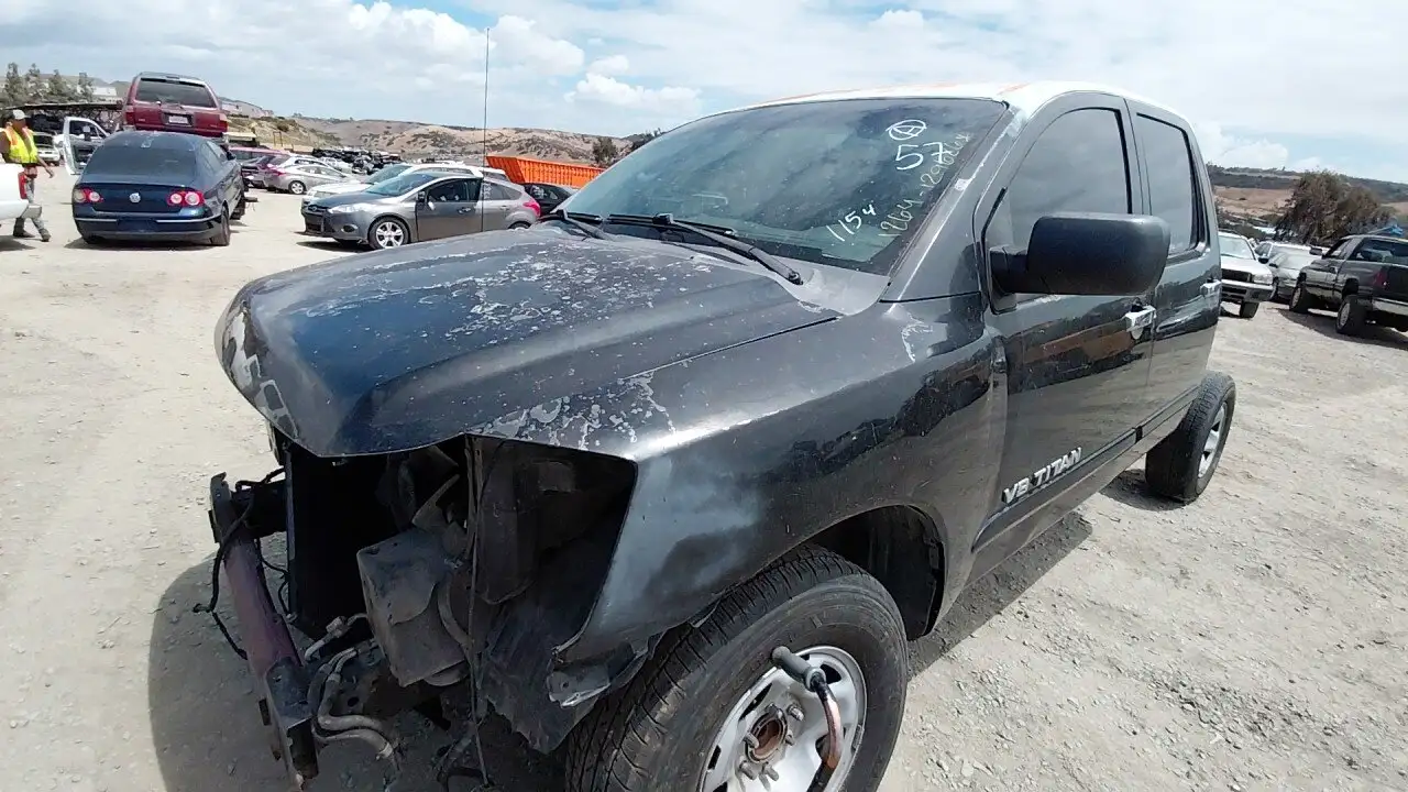 Photo of 2006 Nissan Titan