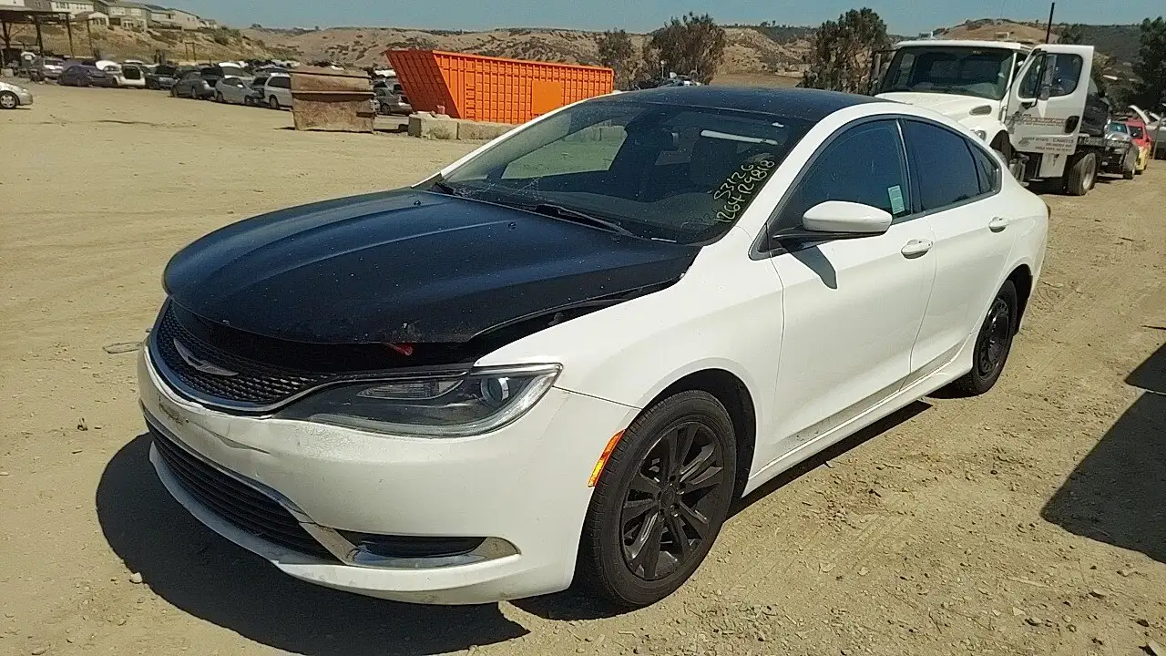 Photo of 2016 Chrysler 200