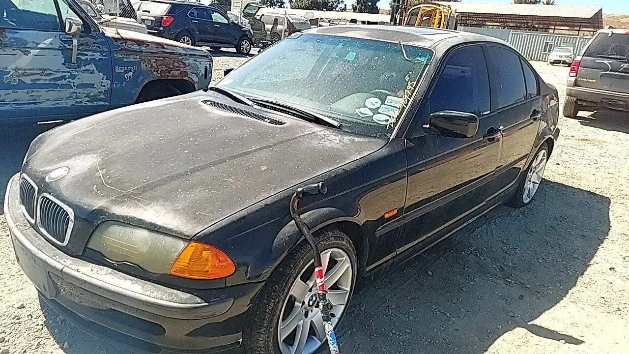 Photo of 2001 Bmw 325Xi