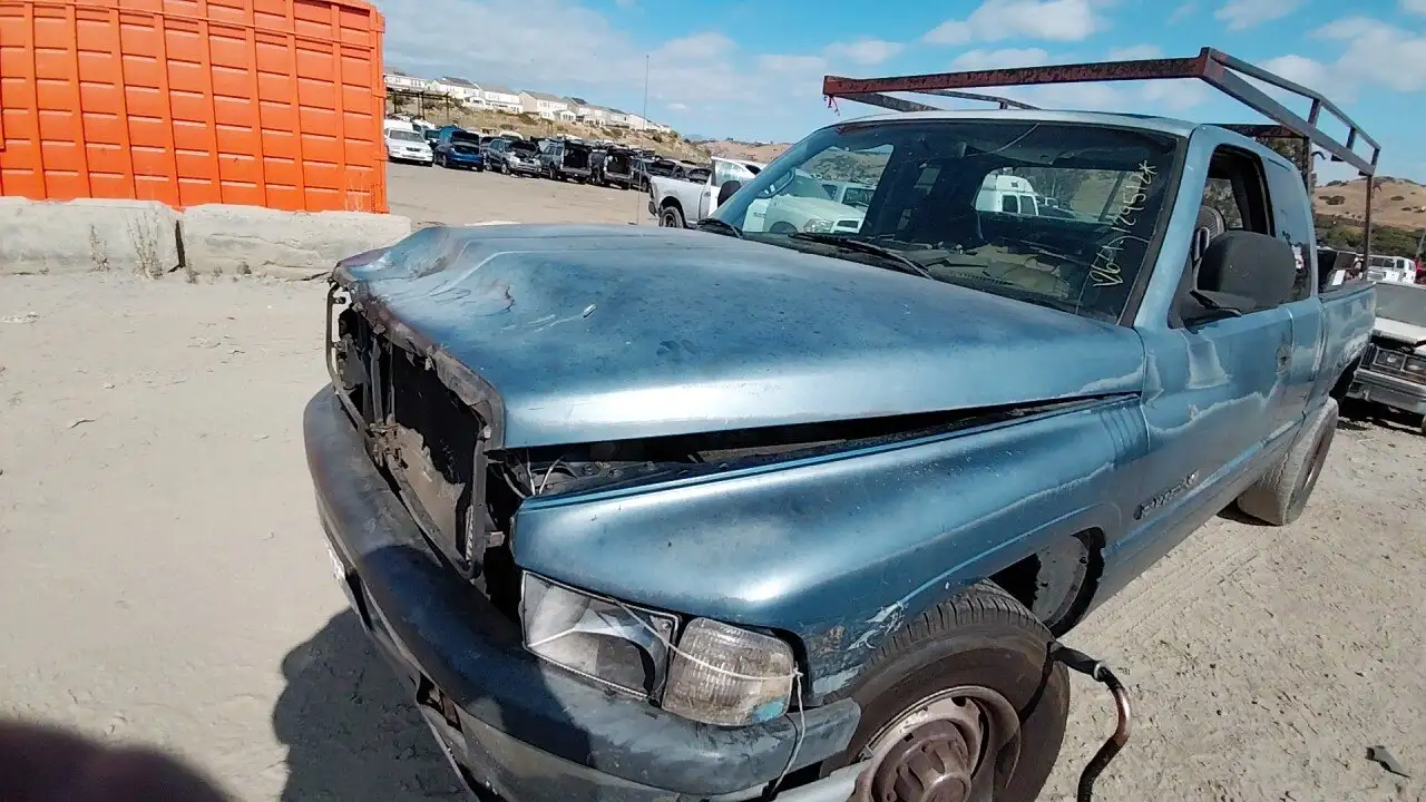Photo of 2002 Dodge Ram 2500