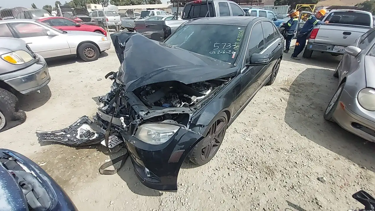 Photo of 2010 Mercedes-Benz C300