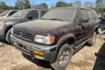 Photo of 1999 Nissan Pathfinder