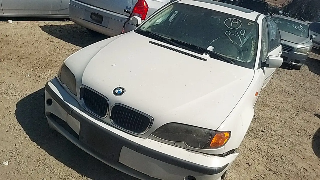 Photo of 2004 Bmw 325I