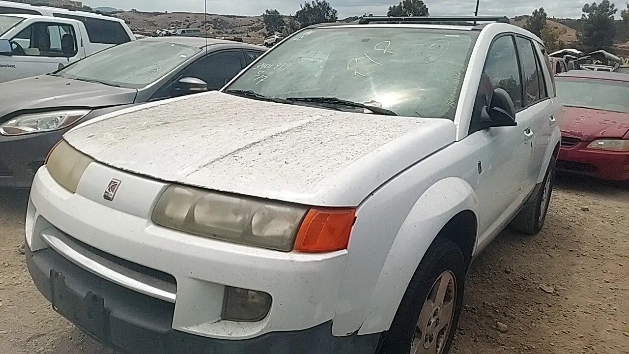 Photo of 2004 Saturn Vue