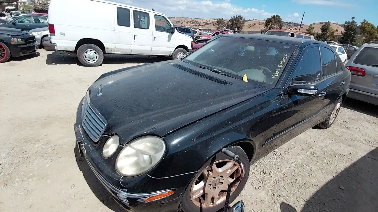 Photo of 2003 Mercedes-Benz E320