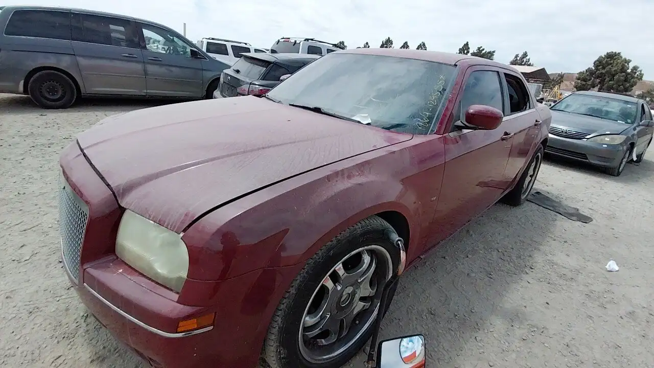 Photo of 2005 Chrysler 300