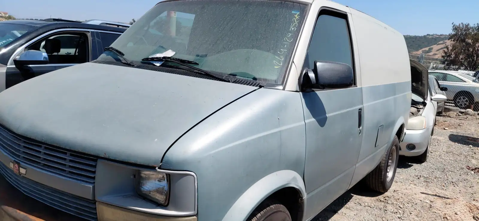 Photo of 1998 Chevrolet Astro
