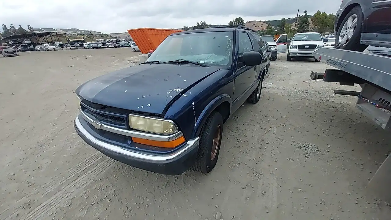 Photo of 2002 Chevrolet Blazer