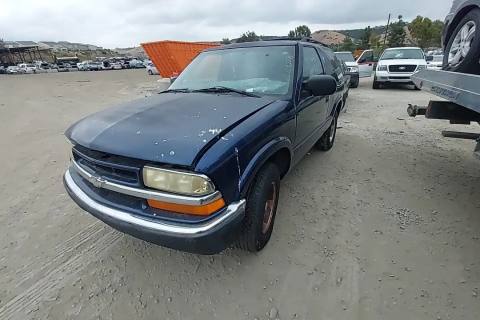 Photo of 2002 Chevrolet Blazer