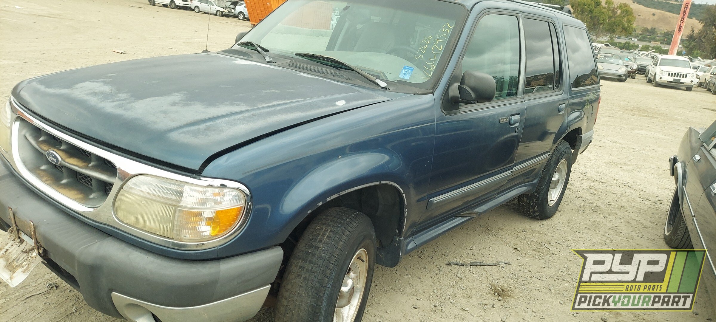 Photo of 1999 Ford Explorer