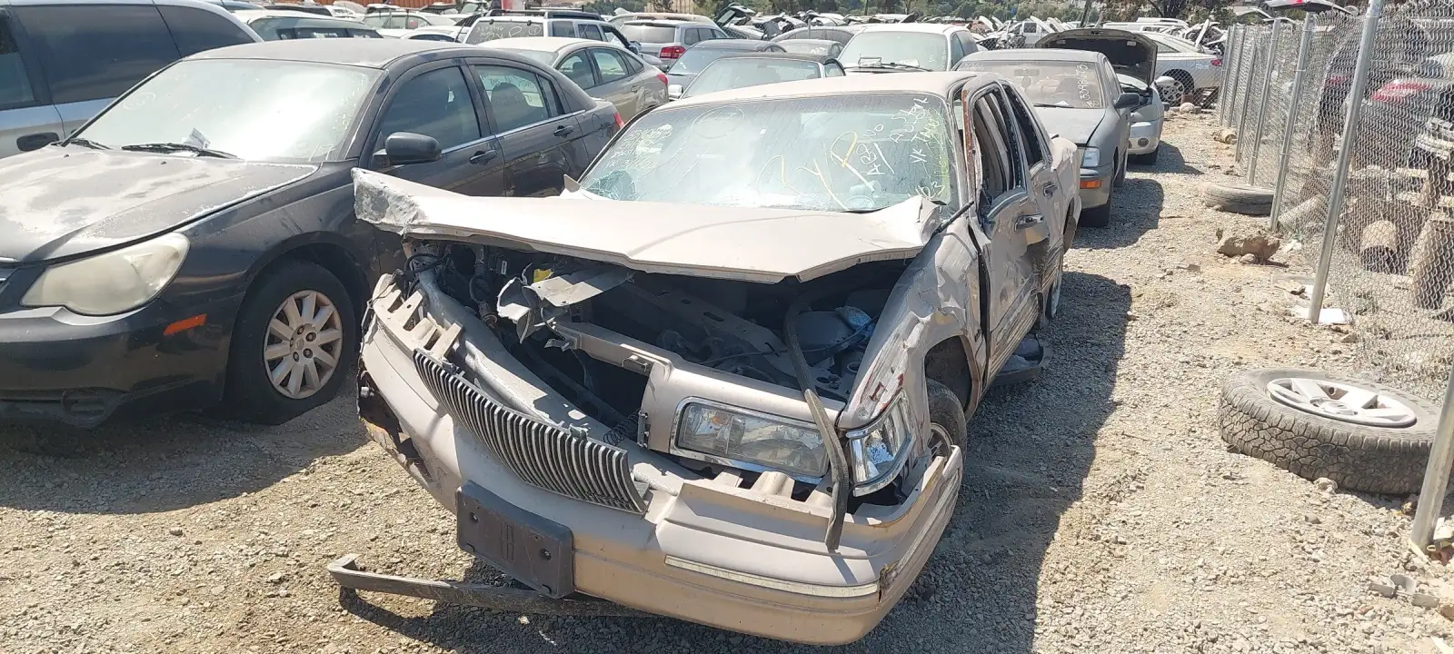 Photo of 1997 Lincoln Town Car