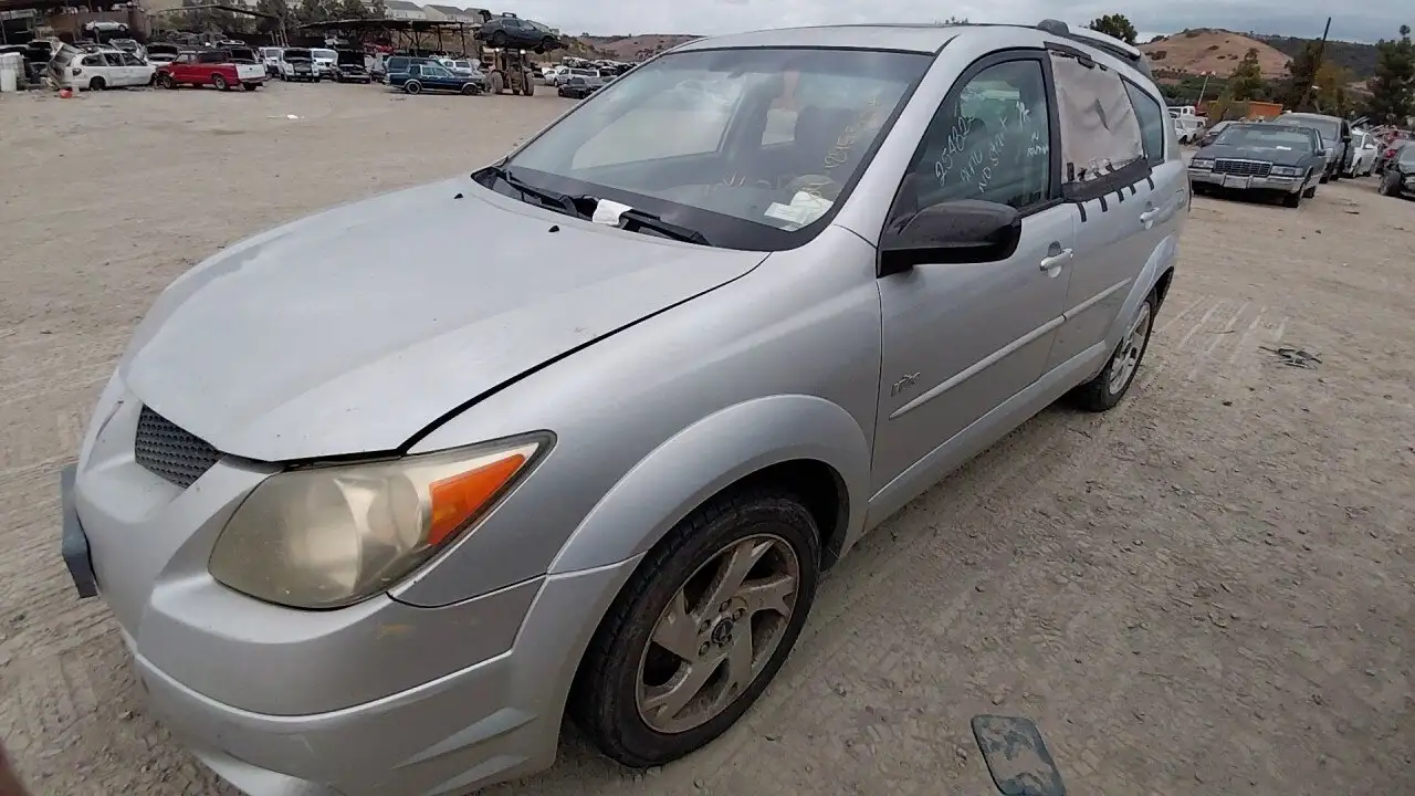 Photo of 2004 Pontiac Vibe