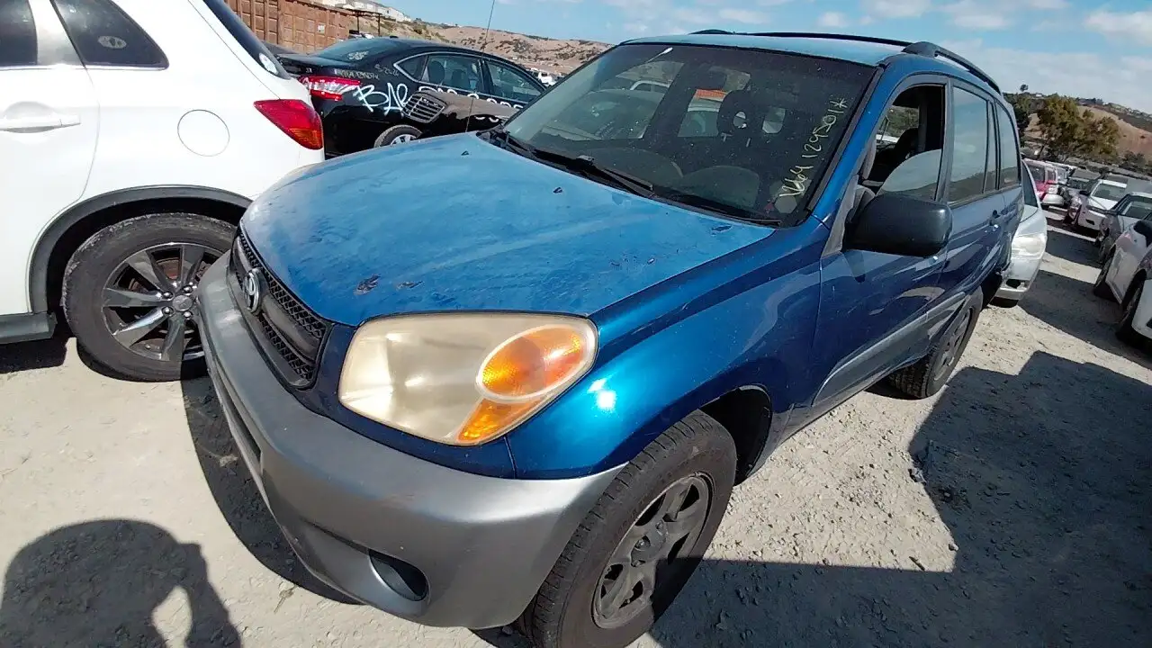 Photo of 2004 Toyota Rav4