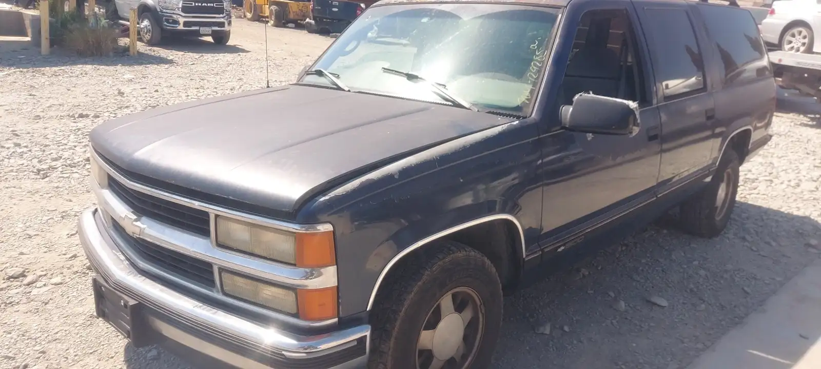 Photo of 1998 Chevrolet C1500 Suburban
