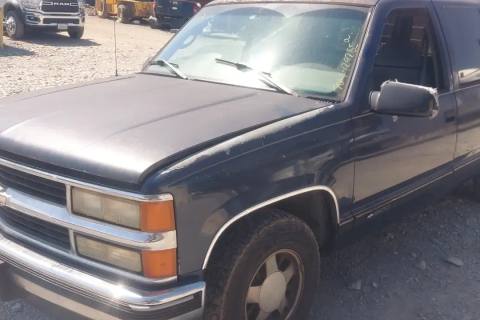 Photo of 1998 Chevrolet C1500 Suburban