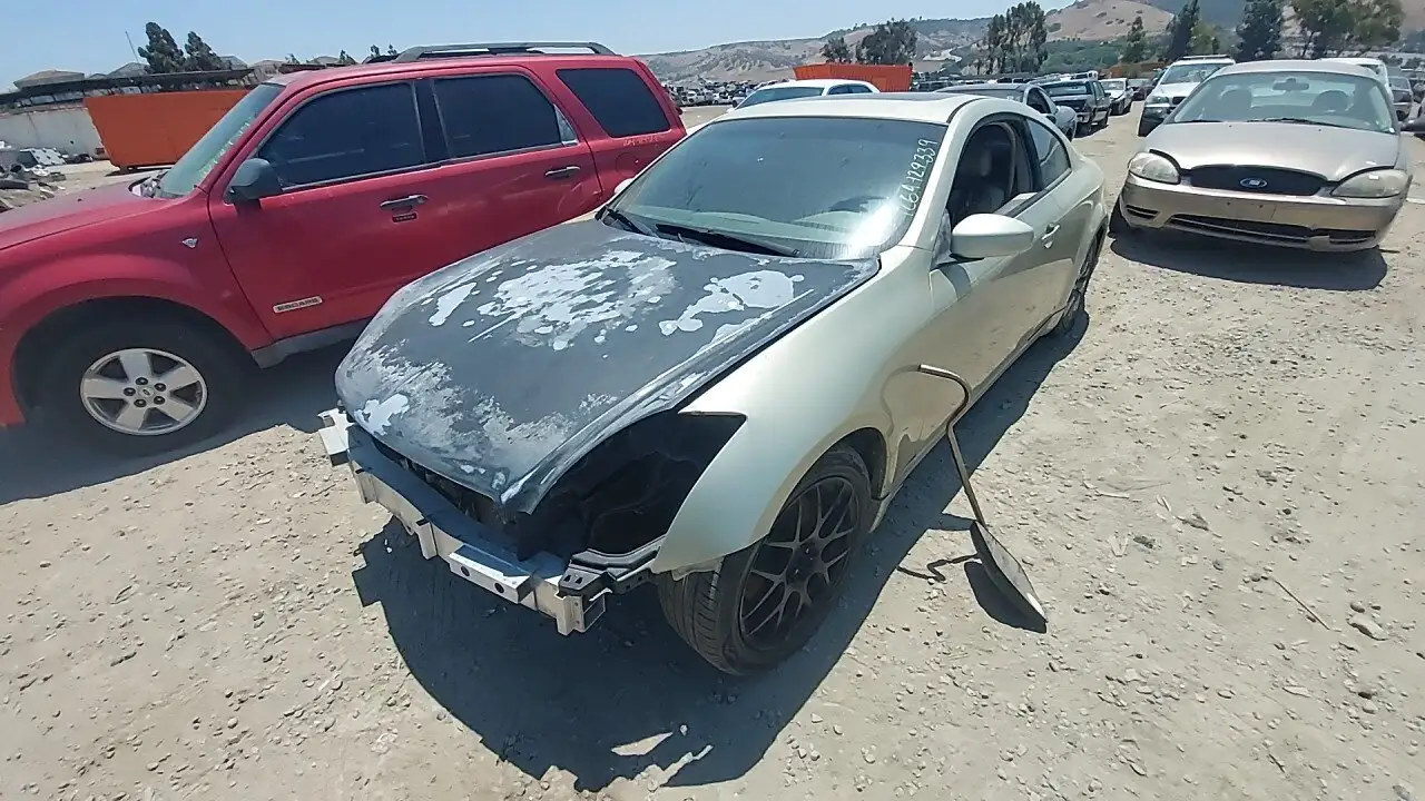 Photo of 2005 Infiniti G35