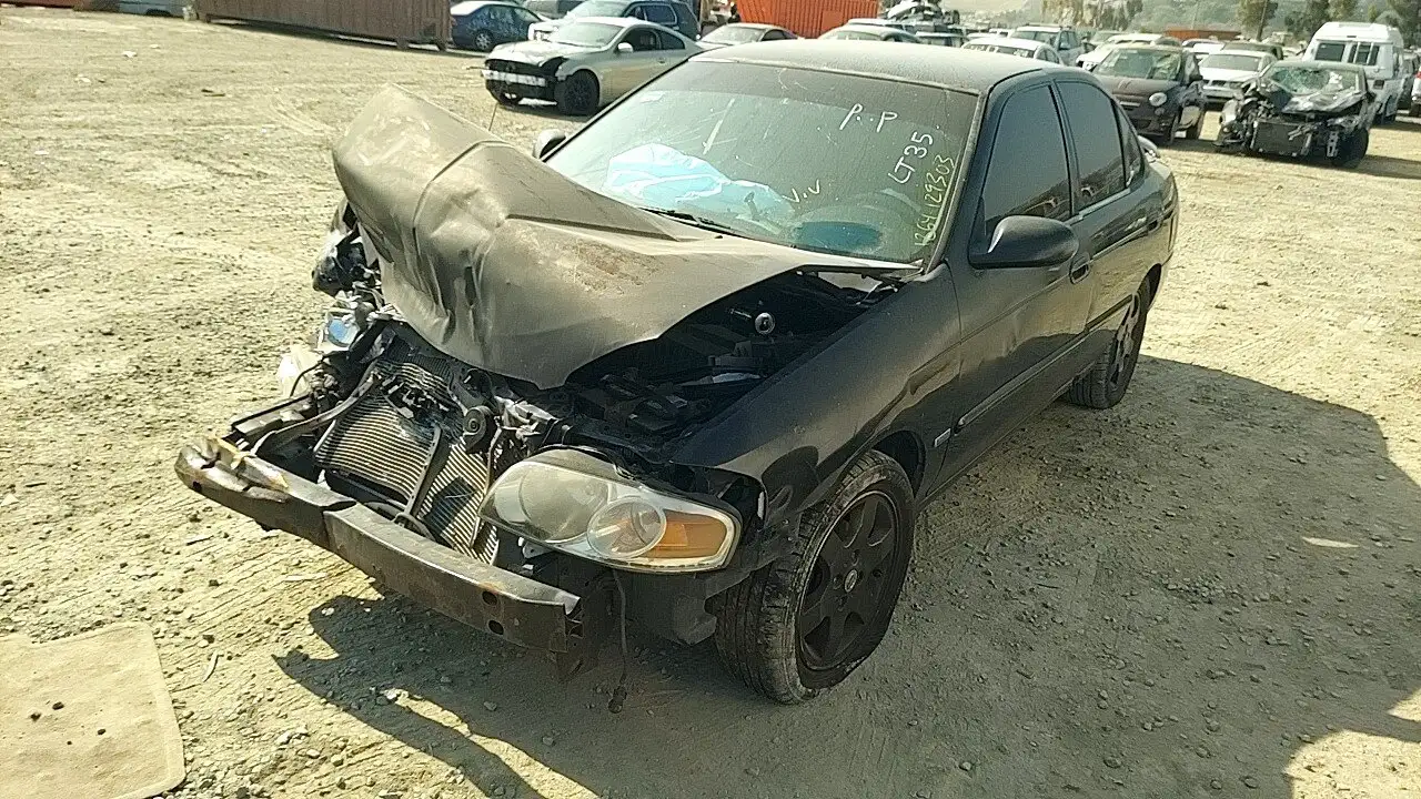 Photo of 2005 Nissan Sentra