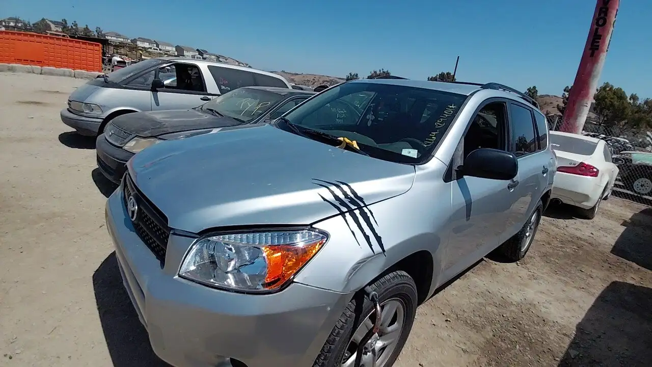 Photo of 2006 Toyota Rav4