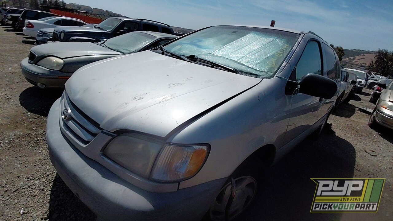 Photo of 2001 Toyota Sienna