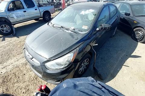 Photo of 2012 Hyundai Accent
