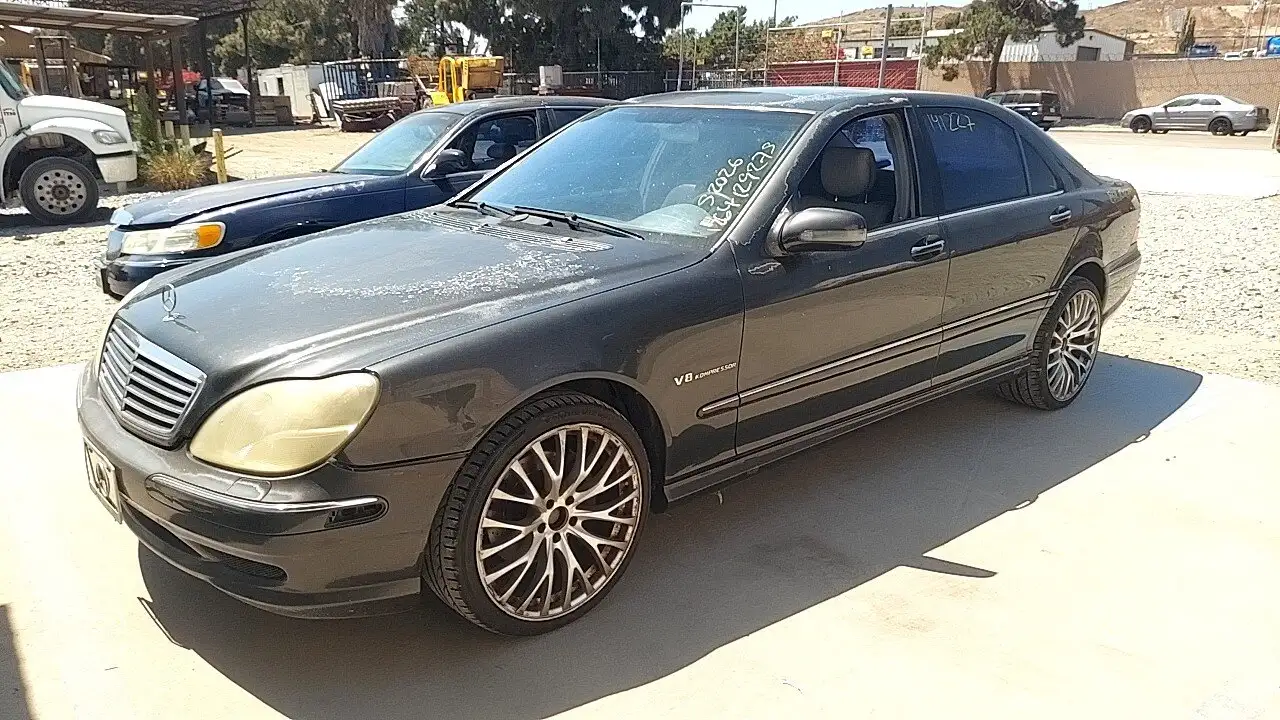 Photo of 2000 Mercedes-Benz S500