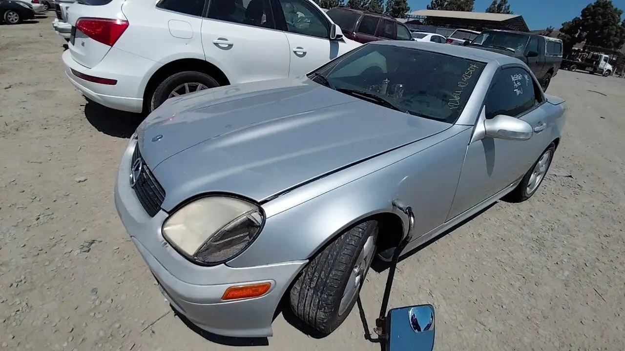 Photo of 2003 Mercedes-Benz Slk320