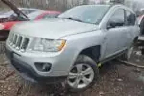 Photo of 2013 Jeep Compass