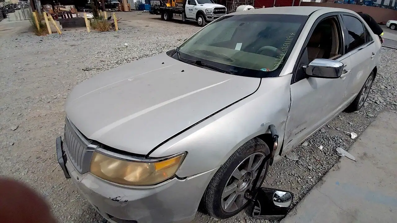 Photo of 2006 Lincoln Zephyr