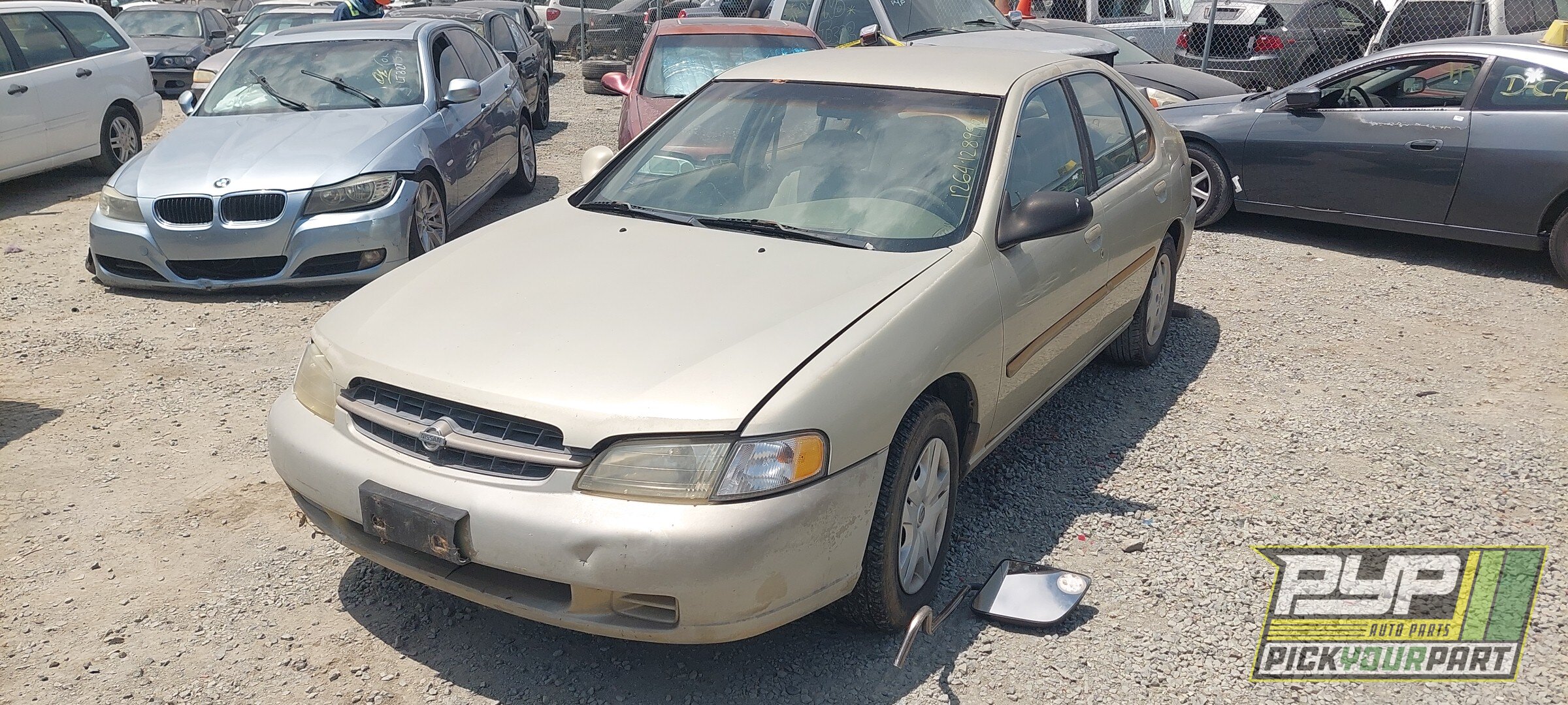Photo of 1998 Nissan Altima