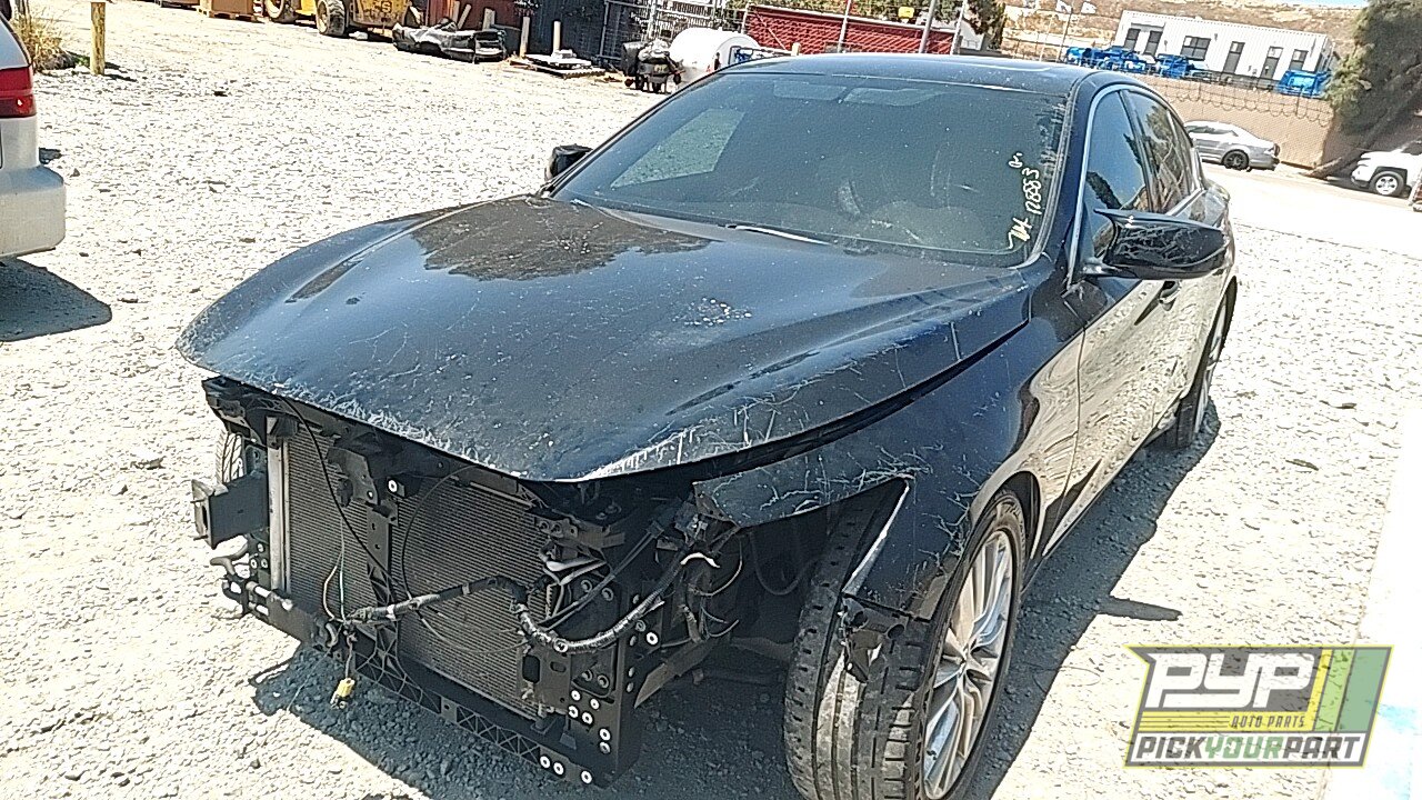Photo of 2015 Infiniti Q50