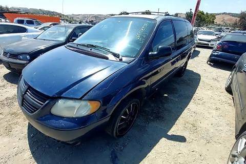 Photo of 2005 Dodge Grand Caravan