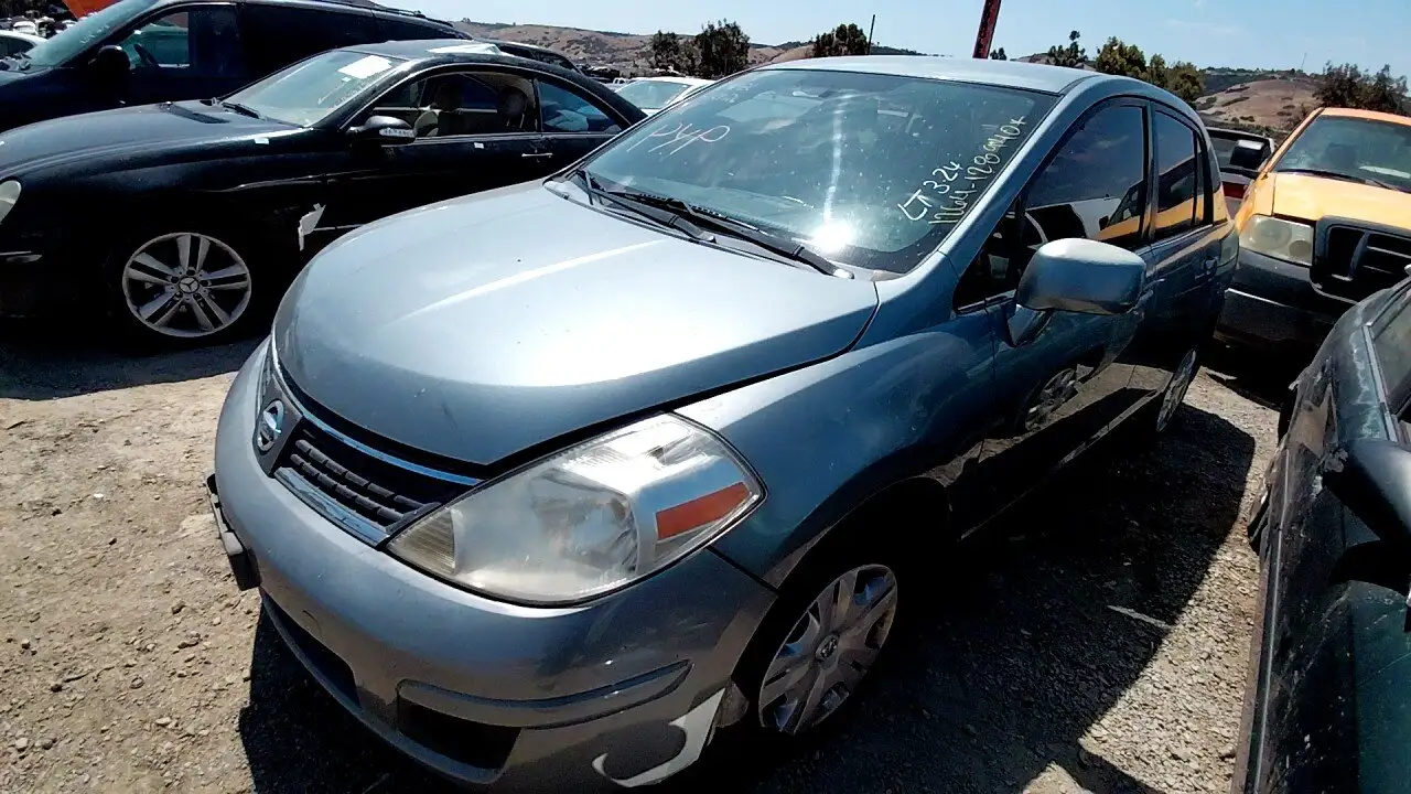 Photo of 2007 Nissan Versa