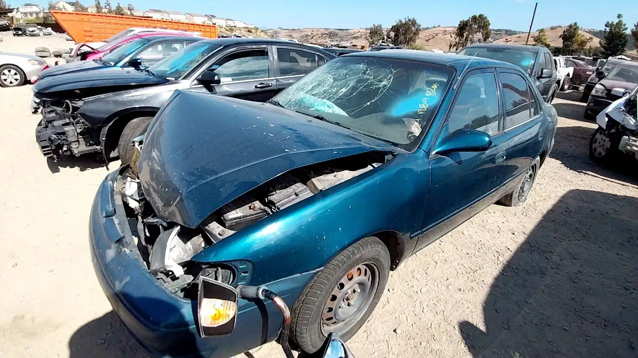 Photo of 2000 Toyota Corolla